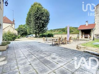 Maison à vendre 15 + pièces 354 m²