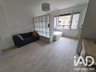  Appartement à louer 2 pièces 37 m²
