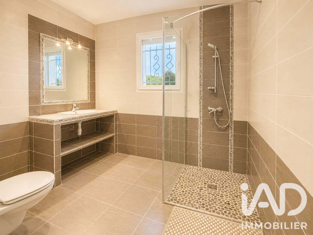 à vendre  Maison Bourgoin-Jallieu (38300)
