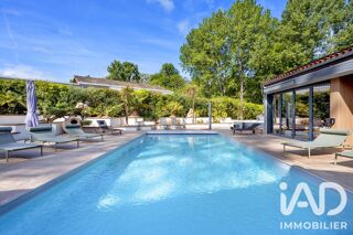  Maison à vendre 12 pièces 395 m²