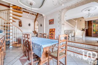  Maison à vendre 10 pièces 217 m²