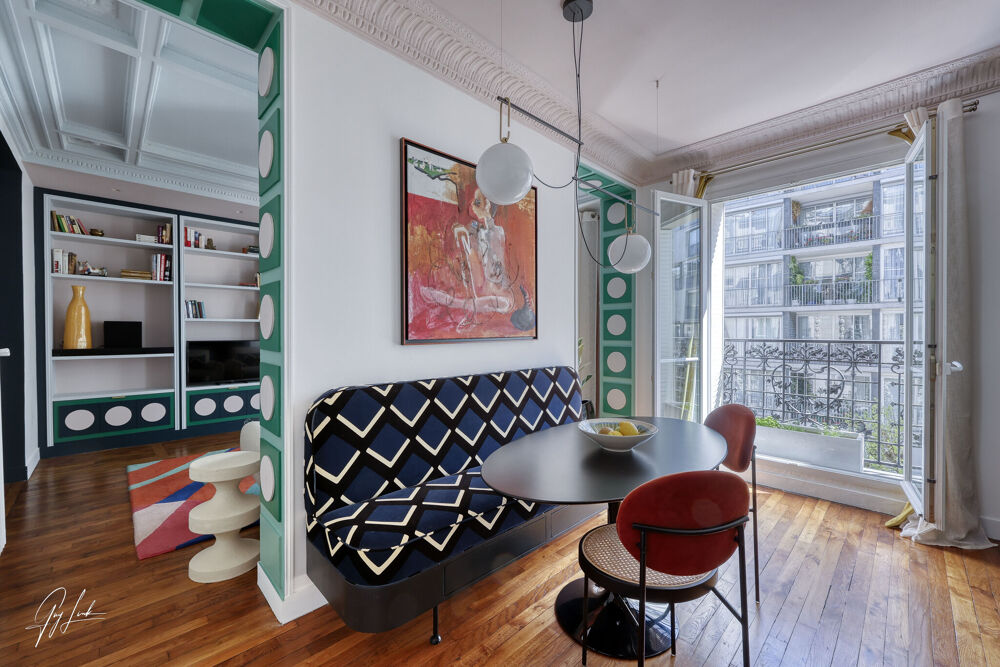 Vente Appartement Adresse d'exception - Élégant 2 pièces haussmannien rénové Paris 15