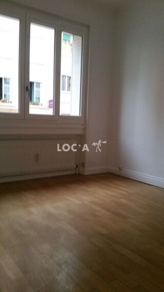  Appartement à louer 2 pièces 49 m²