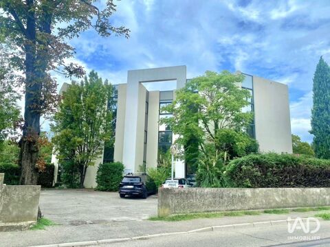   Location Local d'activités 97 m&sup2; 