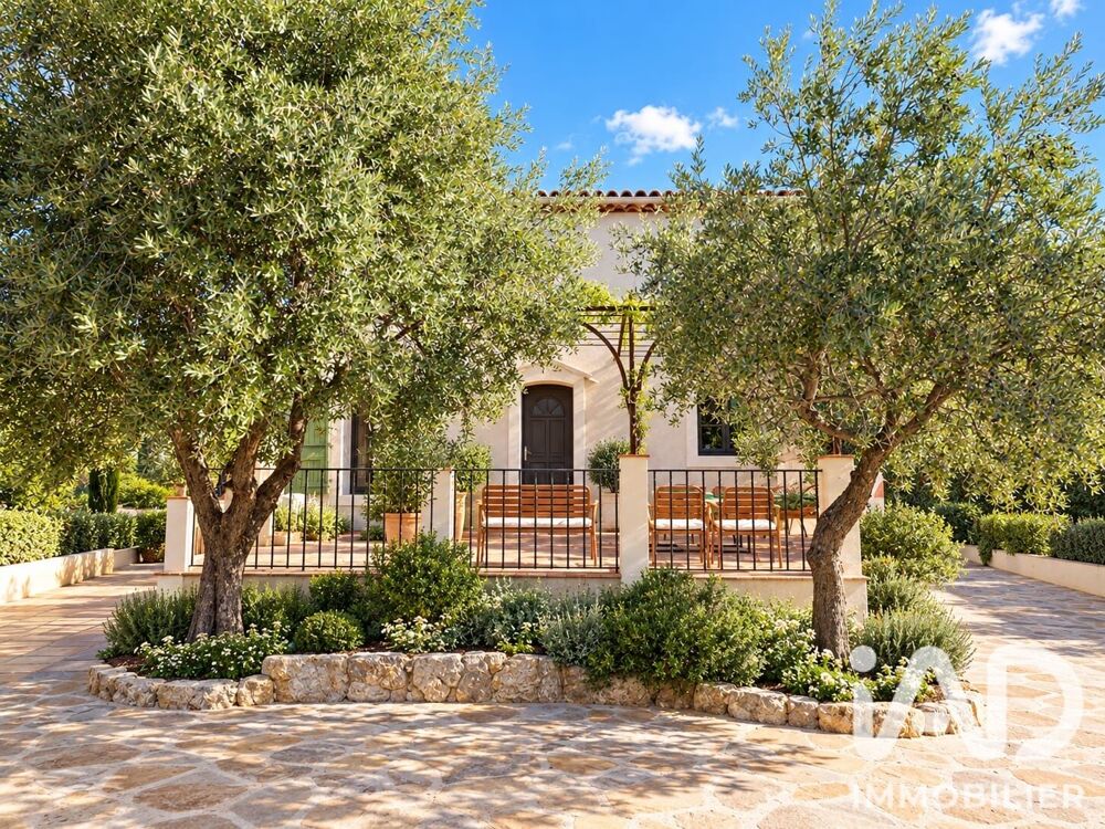 Vente Maison Vente Maison/villa 6 pièces Bormes-les-mimosas