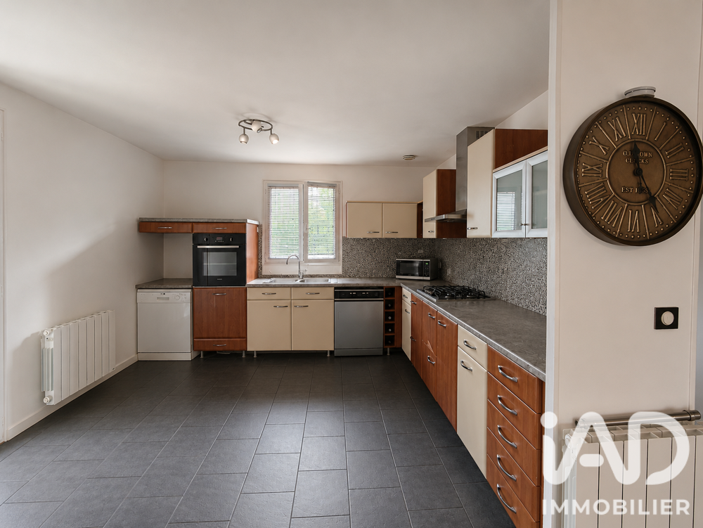 Vente Maison Vente Maison/villa 6 pièces Chambon-la-forêt
