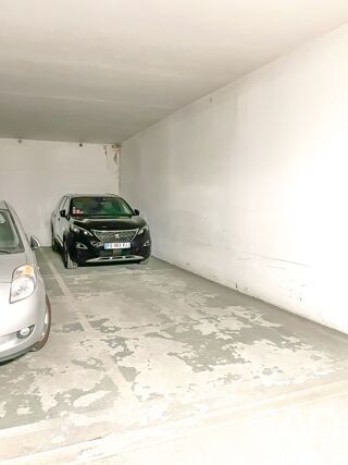  Parking / Garage à vendre 27 m²