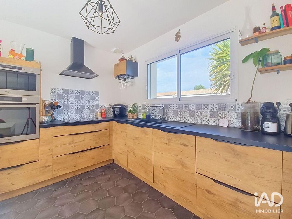 vente Maison - 5 pièce(s) - 82 m² Sainte-Pazanne (44680)