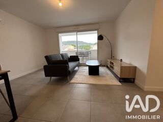  Appartement à louer 3 pièces 67 m²