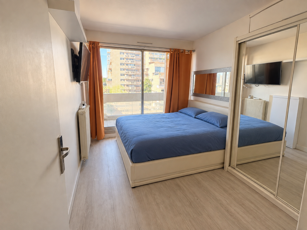 Location Appartement 2 PIÈCES MEUBLÉ 51,26 m² plus BALCON 14 m² PROCHE METRO Coubevoie