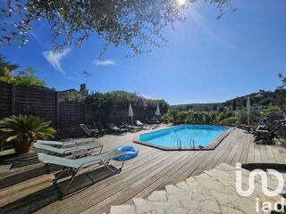  Maison à vendre 12 pièces 323 m²