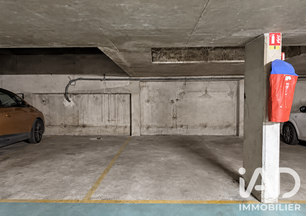 Vente Parking/Garage Vente Parking 11 m&sup2; Paris 20