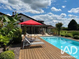  Maison à vendre 11 pièces 453 m²