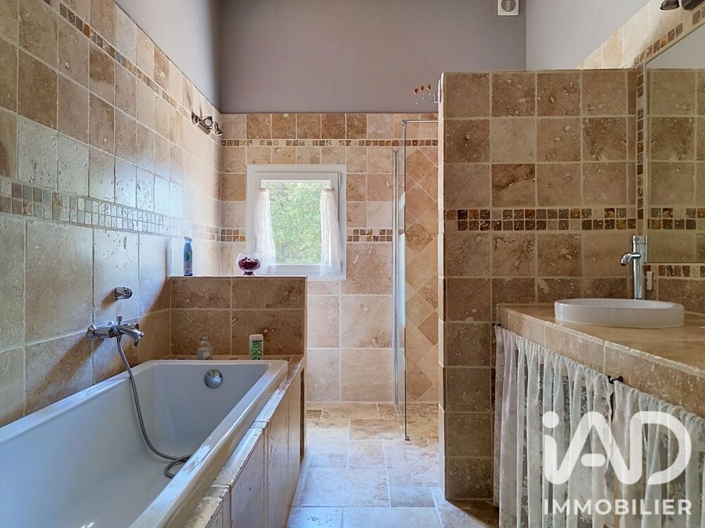 à vendre  Maison Rochegude (26790)