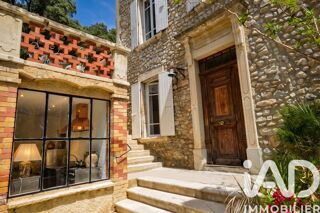  Maison à vendre 15 + pièces 303 m²