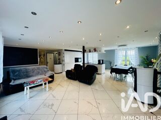 Maison à vendre 8 pièces 237 m²
