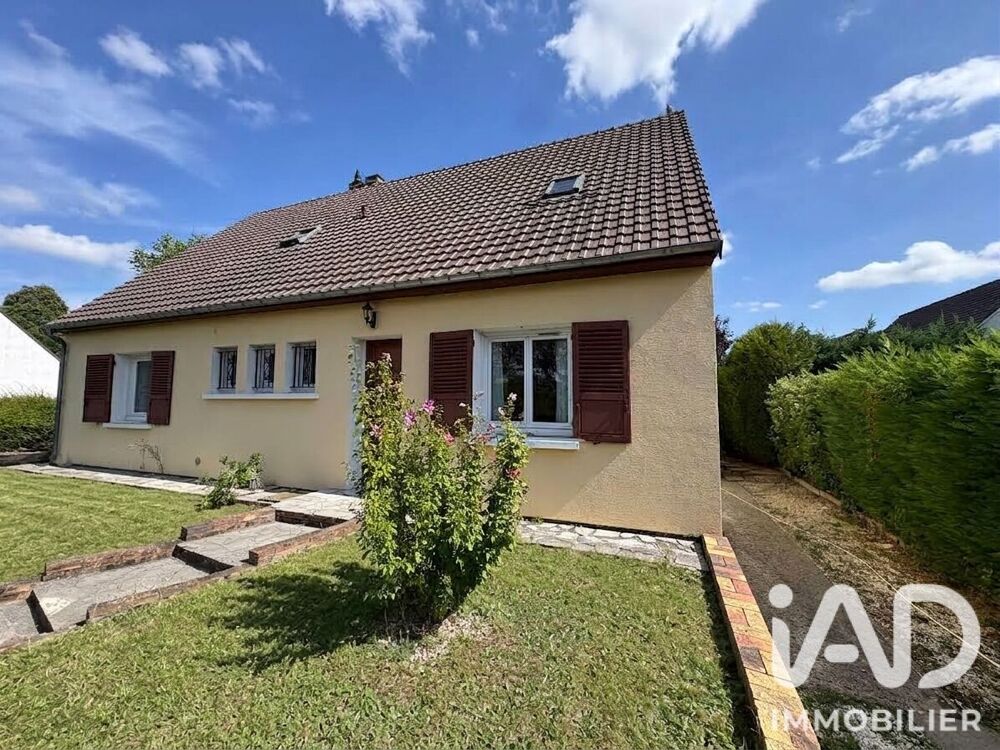 Vente Maison Vente Maison traditionnelle 8 pièces Villaines-sous-bois