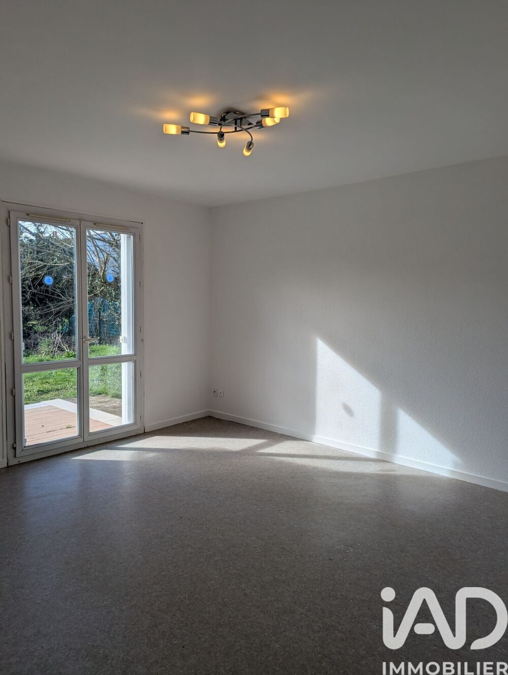 vente Maison - 4 pièce(s) - 81 m² Saint-Seurin-sur-l'Isle (33660)