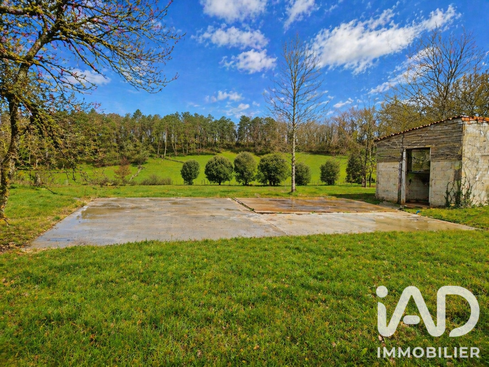 Vente Terrain Vente Terrain 7 689 m&sup2; Saint-martial-de-nabirat