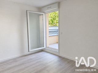  Appartement à louer 4 pièces 80 m²