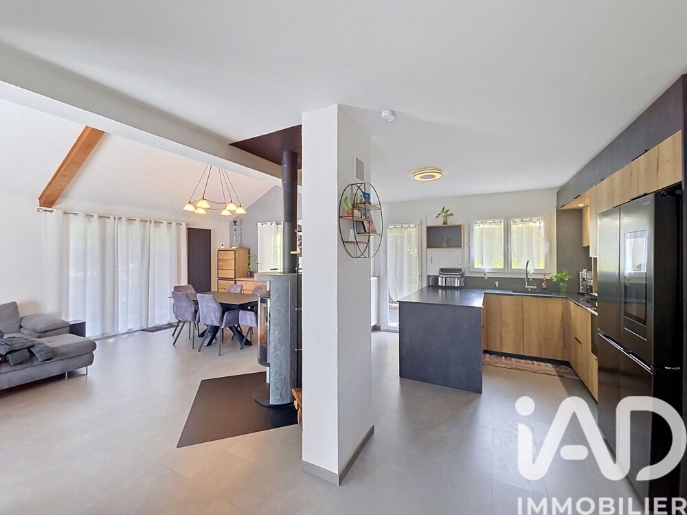 à vendre  Maison Thoiry (01710)