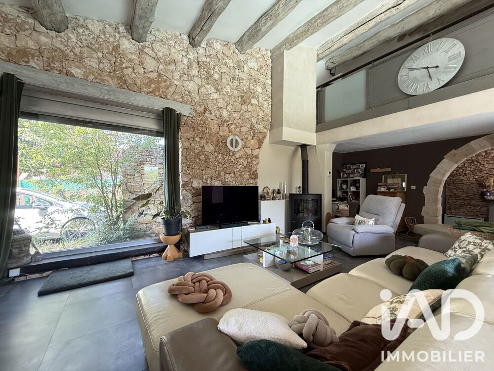 vente Maison - 7 pièce(s) - 256 m² Puyricard (13540)