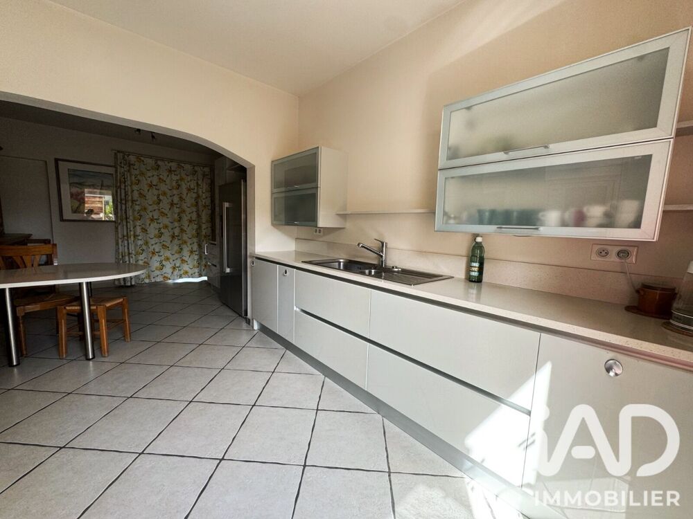 Vente Maison Vente Maison/villa 7 pièces Saint-cyr-sur-mer