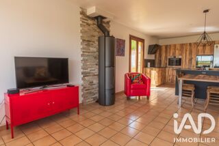  Maison à louer 6 pièces 142 m²
