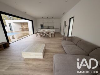  Maison 7 pièces 138 m² Loupes