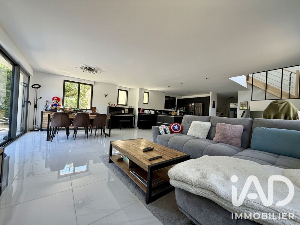 Vente Maison Vente Maison d'architecte 5 pièces Joué-lès-tours