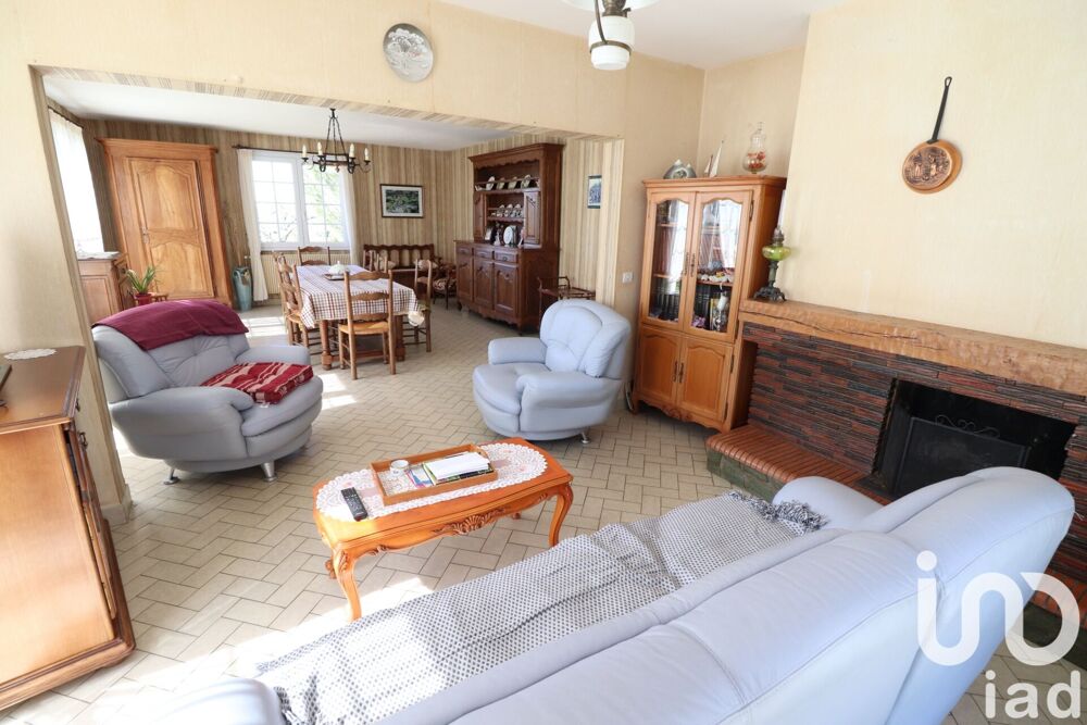 Vente Maison Vente Maison traditionnelle 8 pièces Montguyon