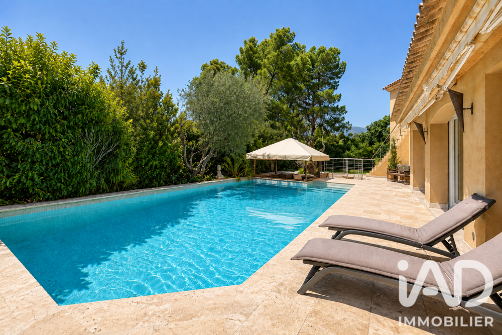 Vente Maison Vente Maison traditionnelle 7 pièces Roquefort-les-pins