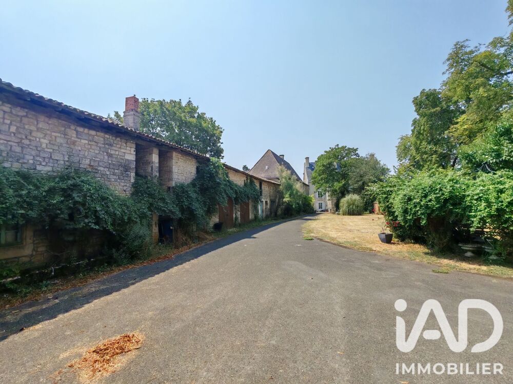 à vendre  Maison Chef-Boutonne (79110)