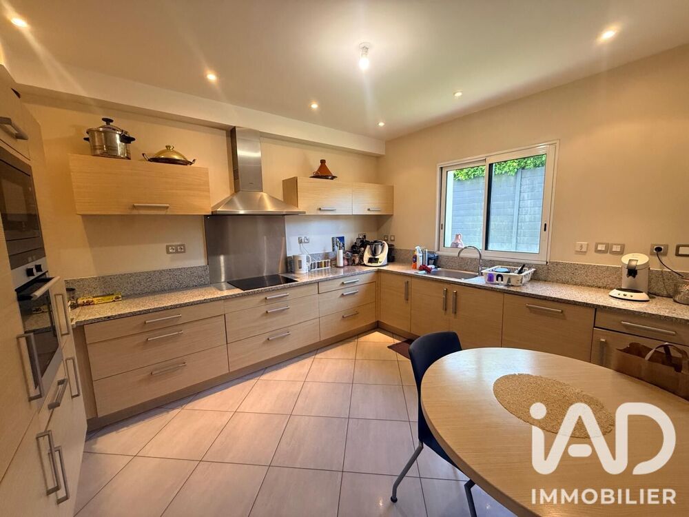 Vente Maison Vente Maison de ville 9 pièces Vezin-le-coquet