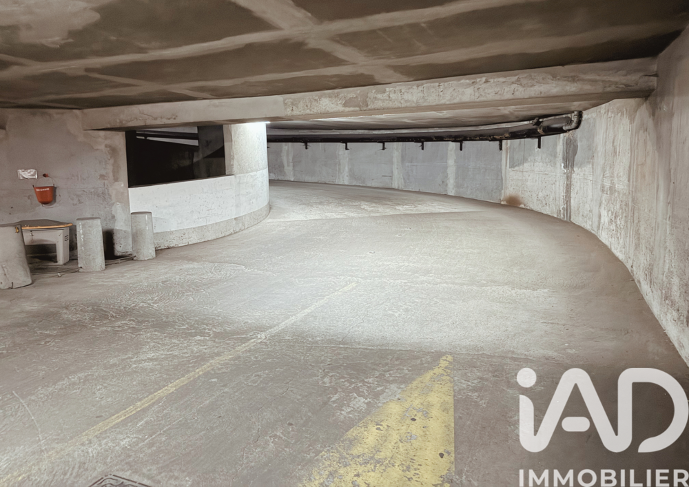 Vente Parking/Garage Vente Parking 12 m&sup2; Paris 19