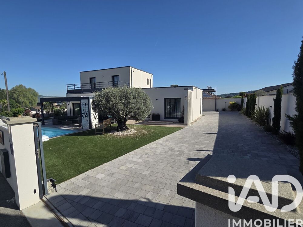 � vendre  Maison Beausemblant (26240)