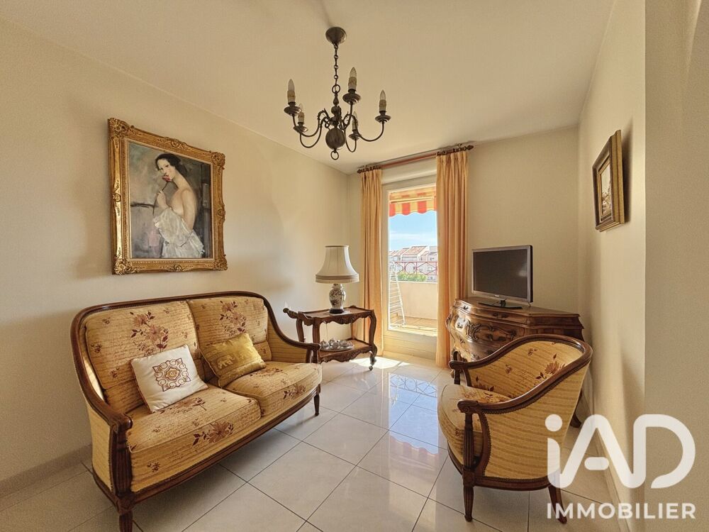 à vendre  Appartement Hyères (83400)
