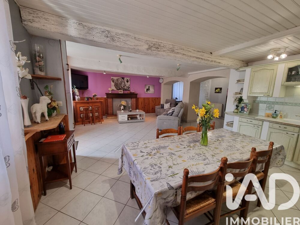 Vente Maison Vente Maison de village 4 pièces Villefagnan