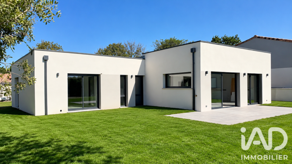 Vente Maison Vente Maison d'architecte 4 pièces Saint-hilaire