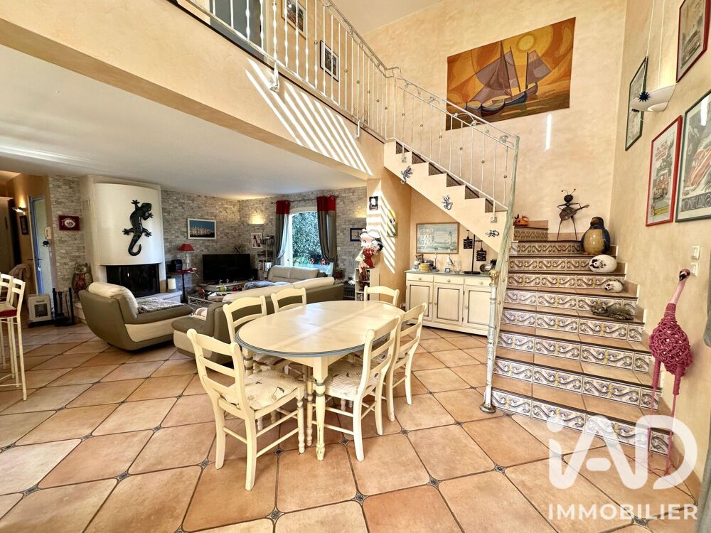 Vente Maison Vente Maison/villa 6 pièces Roquebrune-sur-argens