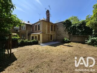  Immeuble à vendre 390 m²