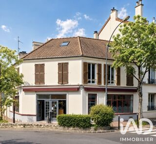  Immeuble à vendre 213 m²
