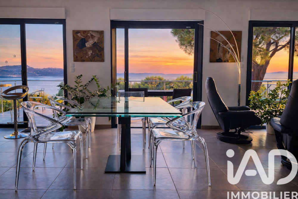 Vente Maison Vente Maison/villa 5 pièces Hyères