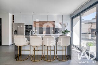  Maison à vendre 6 pièces 179 m²