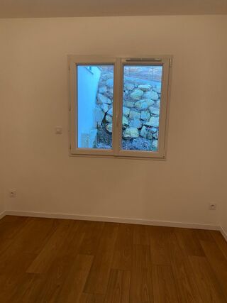  Appartement à louer 3 pièces 80 m²