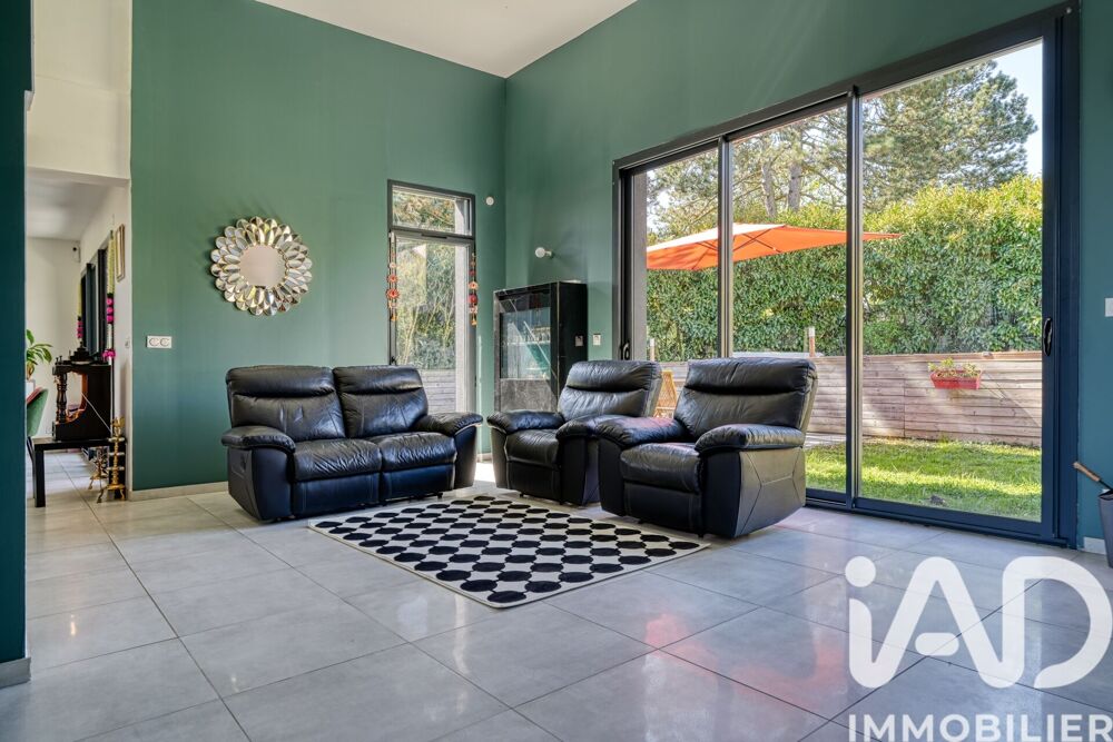 Vente Maison Vente Maison d'architecte 6 pièces Orgeval