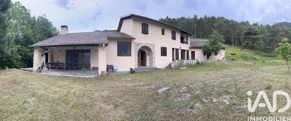 Vente Maison Vente Maison de campagne 9 pièces La brigue