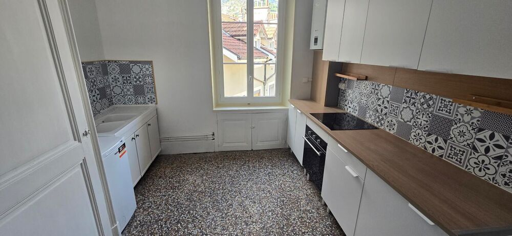 location Appartement - 4 pièce(s) - 97 m² Grenoble (38000)