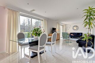  Maison à vendre 8 pièces 206 m²