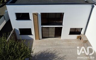 Maison - 4 pièce(s) - 101 m²